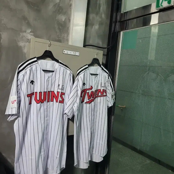 [BUNJANG] LG Twins Descente Baseball Jersey (Unisex, Free Size) / (새상품) LG 트윈스 데쌍트 유니폼 노마킹 FREE