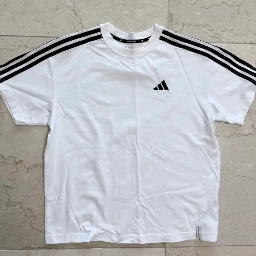 [BUNJANG] Adidas Unisex T-Shirt (New) / 아디다스 반팔(새것)