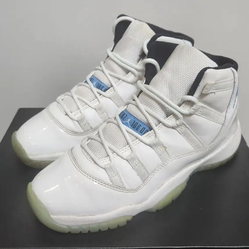 [BUNJANG] Nike Air Jordan 11 Legend Blue GS Basketball Shoes / 나이키 에어 조던 11 레전드 블루  240mm 농구화