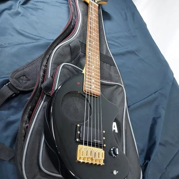 [BUNJANG] Fernandes ZO-3 Built-in Amp Travel Guitar / 페르난데스 앰프 내장형 여행용기타