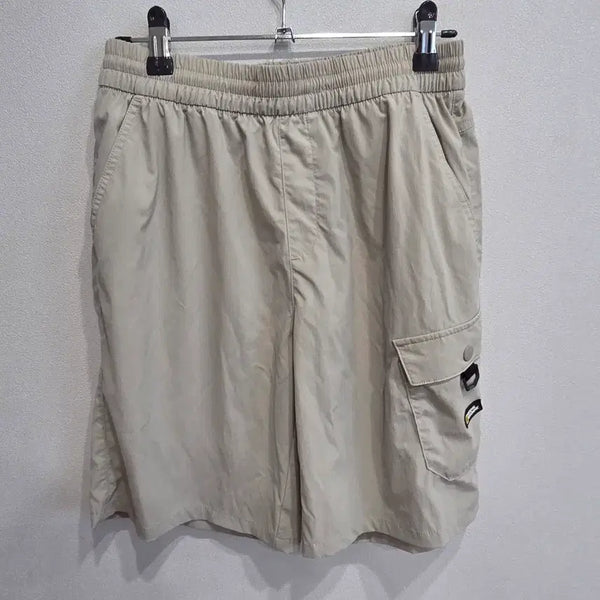[BUNJANG] National Geographic Beige Cargo Shorts (Size 160) / 내셔널지오그래픽 카고 반바지 베이지 160