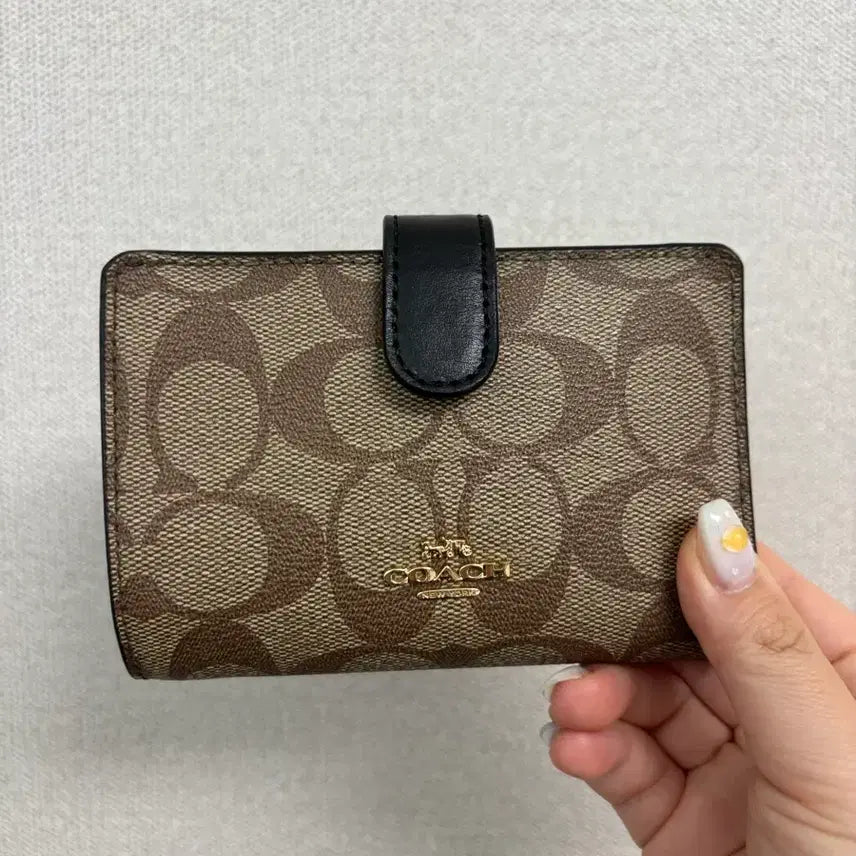 [BUNJANG] Coach Signature Women's Bifold Wallet / 코치 시그니처 여성 반지갑