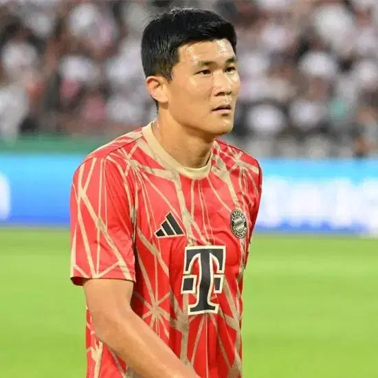 [BUNJANG] FC Bayern Munich 24/25 Pre-Match Jersey - Size M / FC 바이에른 뮌헨 24/25 프리매치 져지 새상품 M