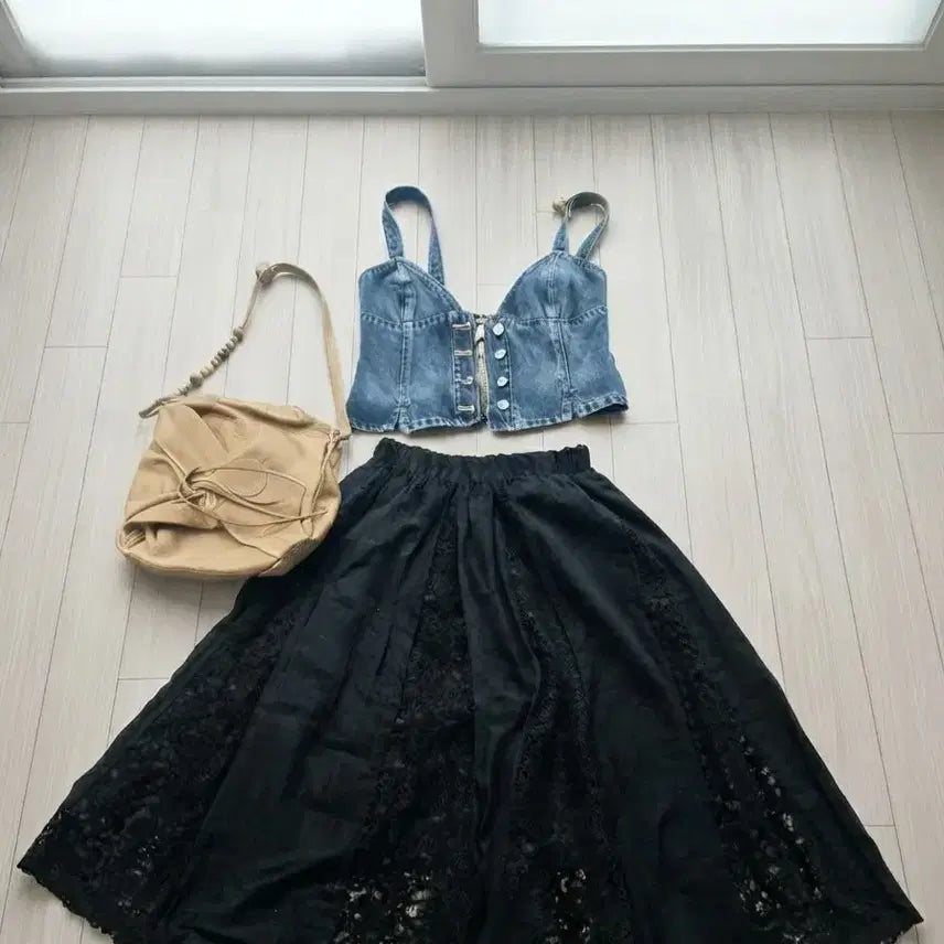 [BUNJANG] Lace Panel Long Skirt (Black) / 레이스 배색 롱스커트 / 롱치마 (블랙)