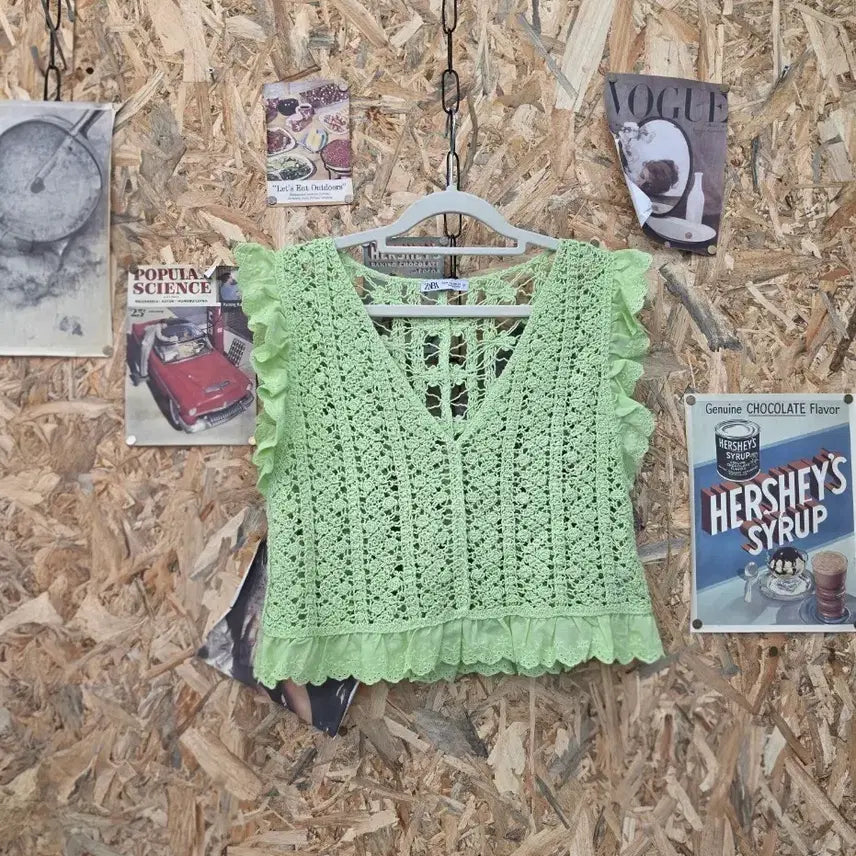 [BUNJANG] ZARA Punch Lace Colorblock Knit Crop Vest / ZARA 펀칭레이스 배색 니트 크롭 베스트 M
