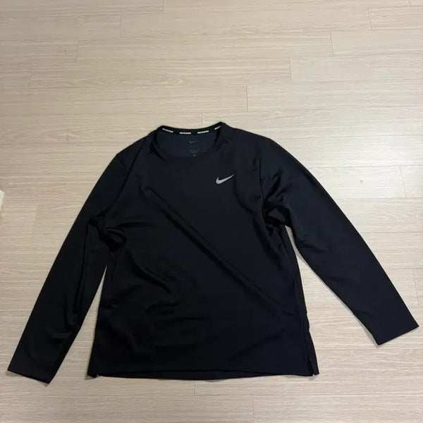 [BUNJANG] Nike Dri-FIT Long Sleeve T-Shirt Black / 나이키 드라이핏 긴팔 티셔츠 블랙