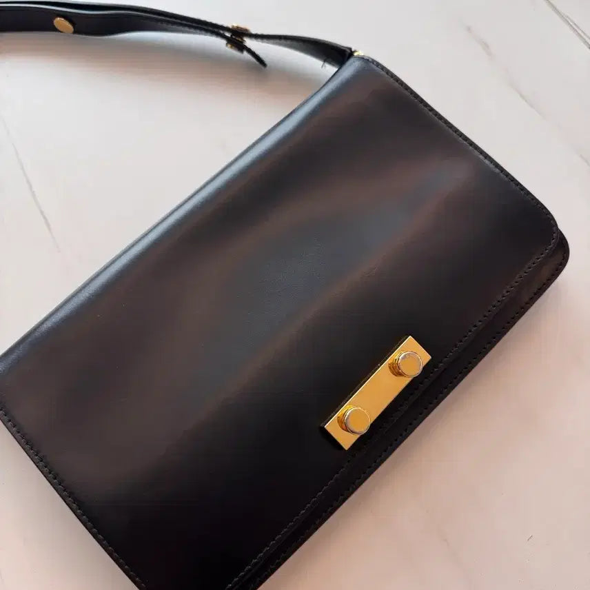 [BUNJANG] Marni Leather Shoulder Bag (Black) / 마르니 가방 숄더백