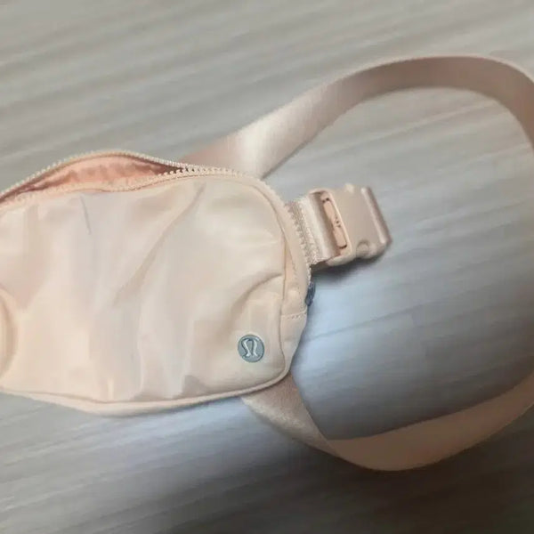 [BUNJANG] Lululemon Everywhere Belt Bag Peach / 룰루레몬 에브리웨어 벨트백 피치