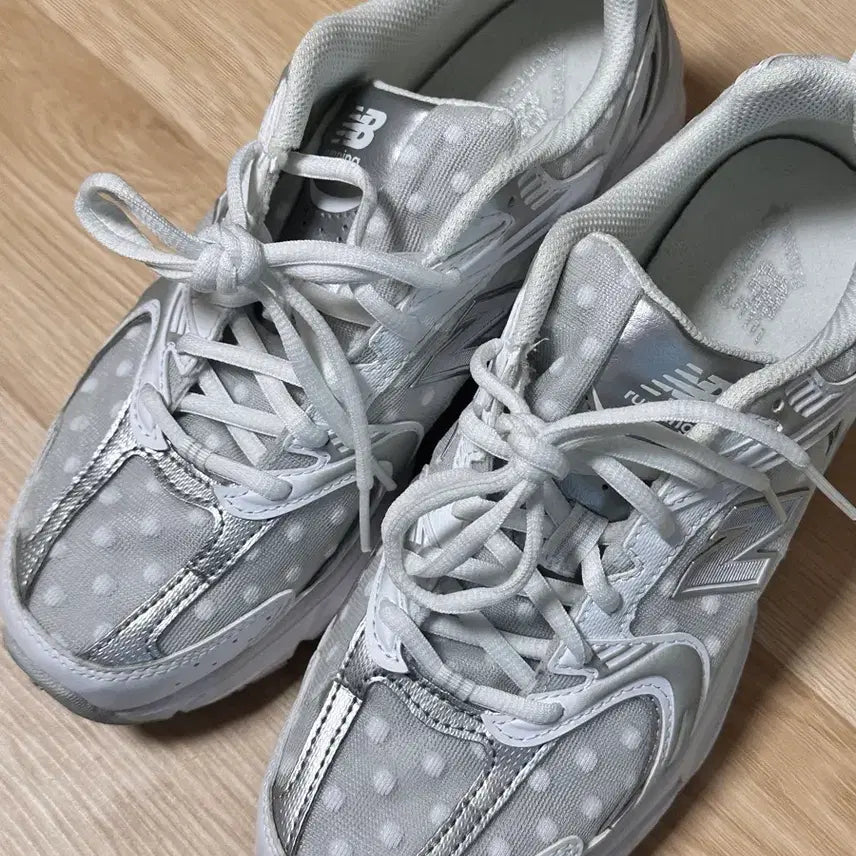 [BUNJANG] New Balance 530 Dot White / 뉴발란스 530 도트 화이트 245