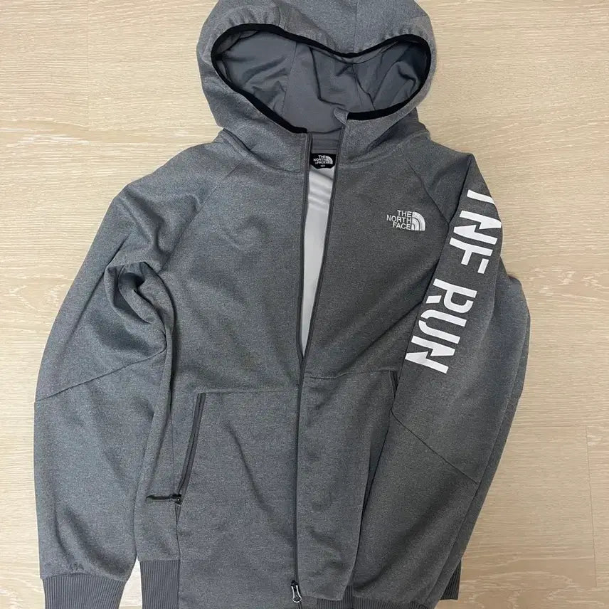 [BUNJANG] The North Face Gray Hooded Zip-Up Jacket Kids Size 160 / 노스페이스 후드집업 회색