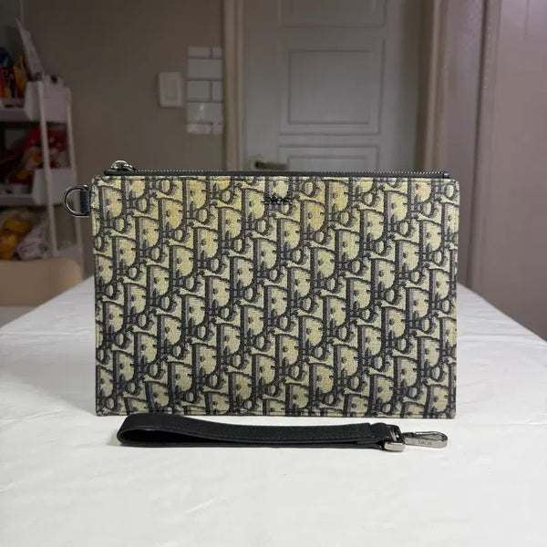 [BUNJANG] Dior Oblique Jacquard Pouch Clutch A5 Beige & Black 22SS / { A5 / 22SS } 디올 오블리크 자카드 파우치 클러치