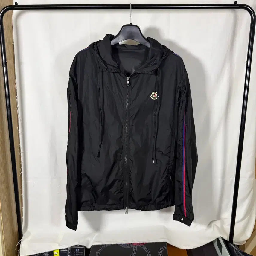 [BUNJANG] Moncler Hataf Rain Windbreaker Jacket Black Size 4 / { 4 / 풀구성 / 22SS } 몽클레어 하타프 레인 바람막이 자켓