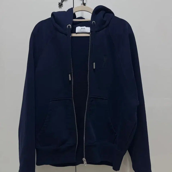 [BUNJANG] BTS ARMY Tone-on-Tone Heart Logo Hoodie Zip-up Navy S / 아미 톤온톤 하트 로고 후드집업 네이비 s