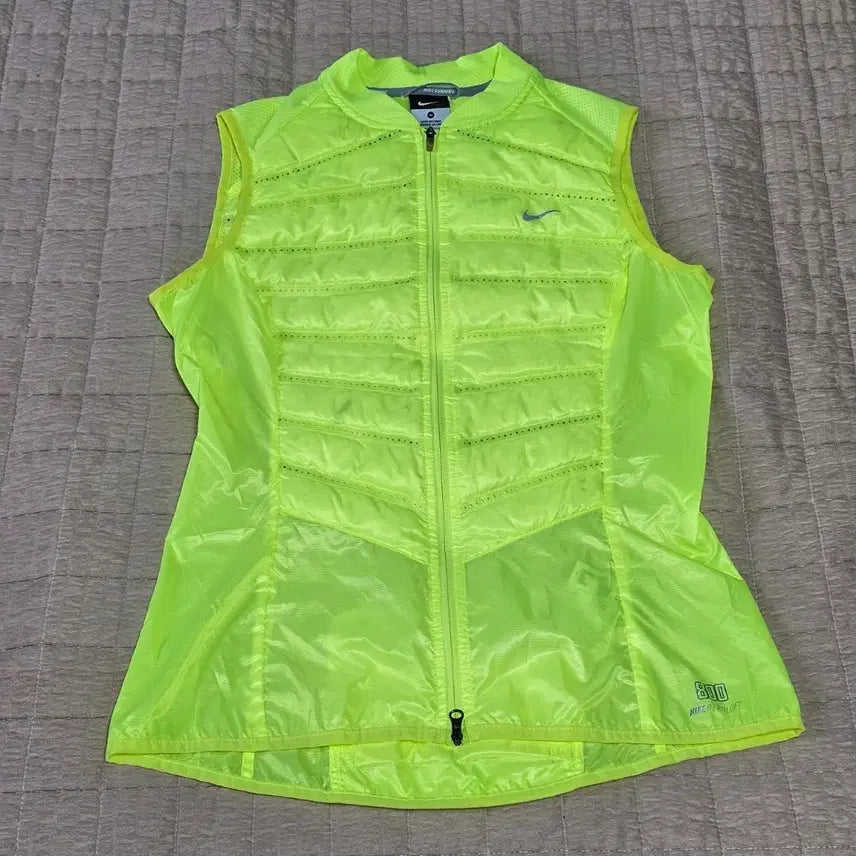 [BUNJANG] Nike Aeroloft Lightweight Running Vest 800 / [우먼M] 나이키 에어로로프트 경량 러닝 조끼 베스트 800 형광