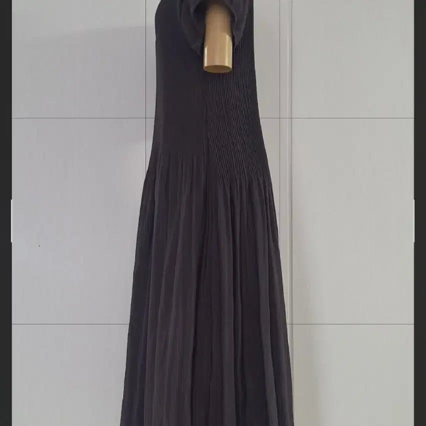 [BUNJANG] Long Pleated Skirt - Dark Brown / 짙은브라운  66~~ 77