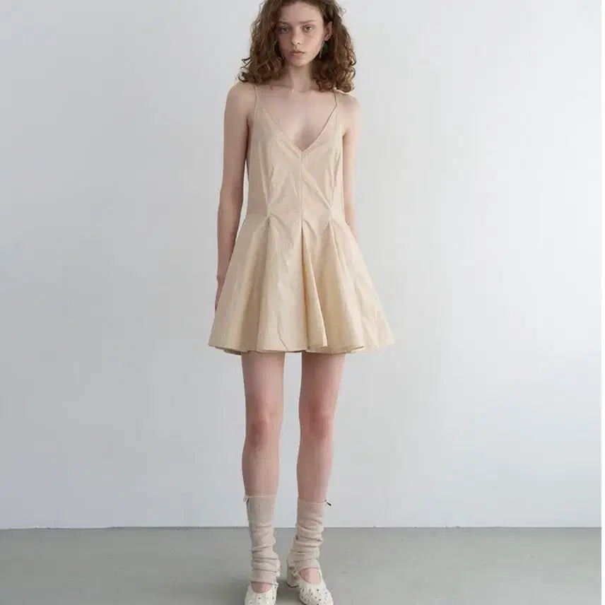 [BUNJANG] Overdue Flare Gored Mini Dress Light Beige / 오버듀플레어 GORED MINI DRESS_LIGHT BEIGE