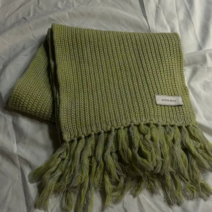 [BUNJANG] After Pray Intarsia Scarf Lime / 애프터프레이 인타르시아 머플러 라임
