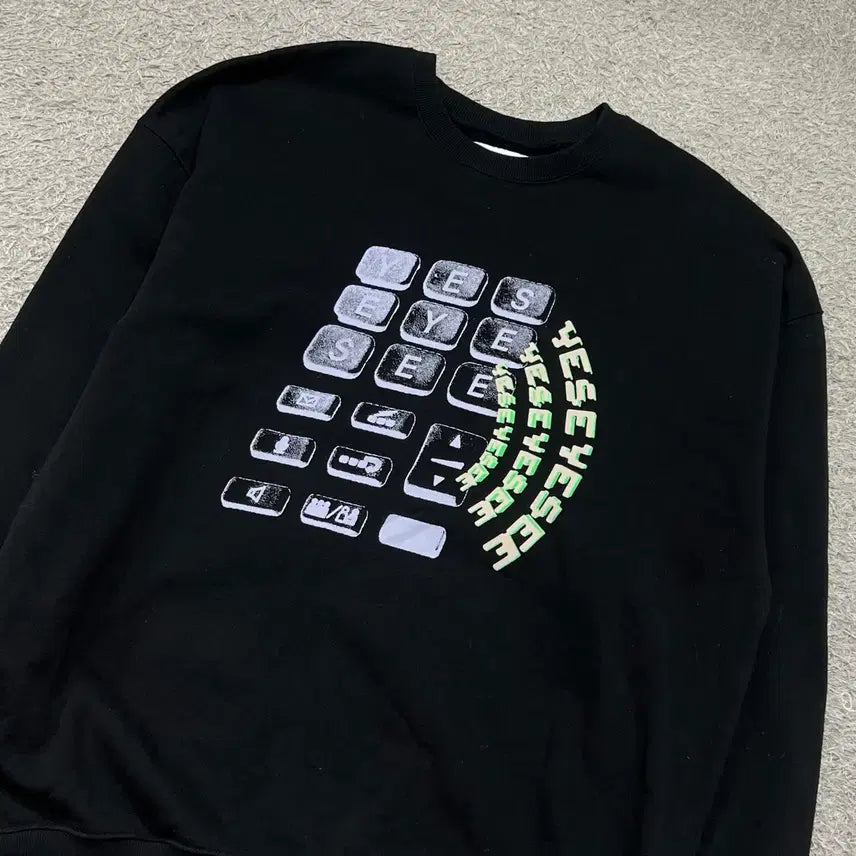 [BUNJANG] Yeseyesee Sweatshirt Size 105-110 / [105-110] 예스아이씨 맨투맨