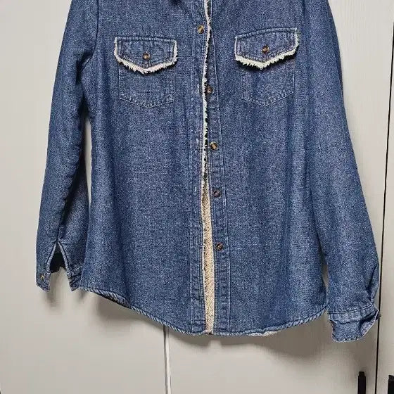 [BUNJANG] Fleece Lined Denim Shirt - Blue / 기모 데님 셔츠 블루