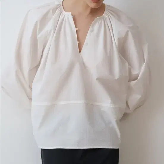 [BUNJANG] Obeybeige Seersucker Volume Blouse / 오브베이지 시어서커 볼륨 블라우스
