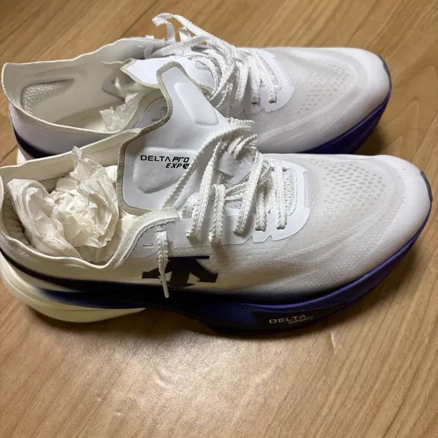 [BUNJANG] Descente Delta Pro EXP V3 Trekking Shoes Navy White / 데상트 델타프로 EXP V3 네이비 화이트