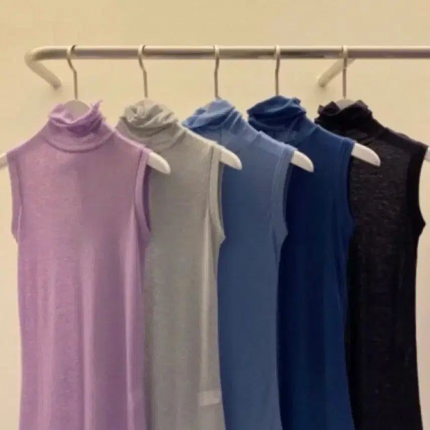 [BUNJANG] Basic Turtle Neck Sleeveless Top / 기획 폴라 나시(비침있음)