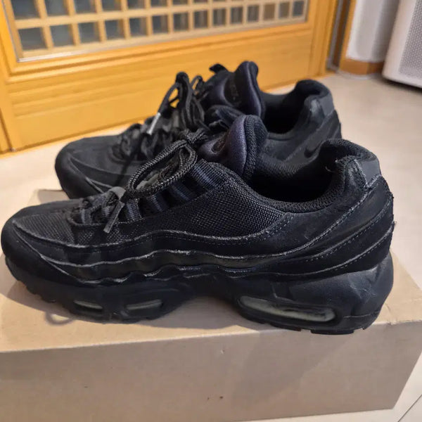 [BUNJANG] Nike Air Max 95 Triple Black / 나이키 에어맥스 95 트리플 블랙 [255mm]