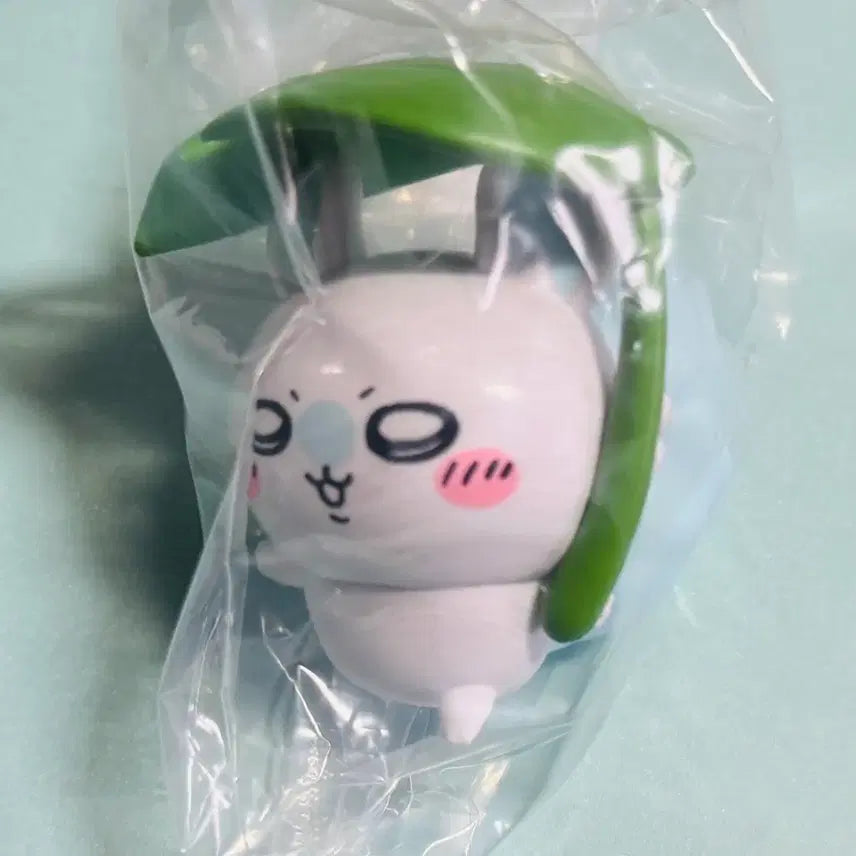 [BUNJANG] Monchouchou Umbrella Figure Momonga / 먼작귀 우산 피규어 모몽가