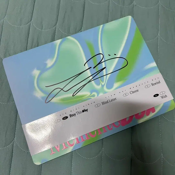 [BUNJANG] fromis_9 Jiheon Signed Album Standee / 프로미스나인 노지선 친필싸인 앨범 스디웨