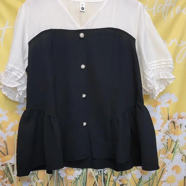 [BUNJANG] Black and White Color Block Puff Sleeve Blouse / 105XL]      블랙앤화이트 배색 퍼프소매 블라우스