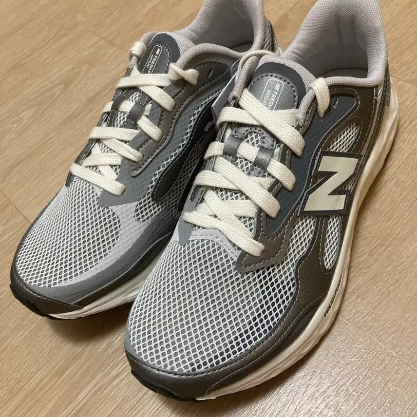 [BUNJANG] New Balance Marist G4 Running Shoes (270) / 새상품 (270) 뉴발란스 러닝화 마리스트 G4