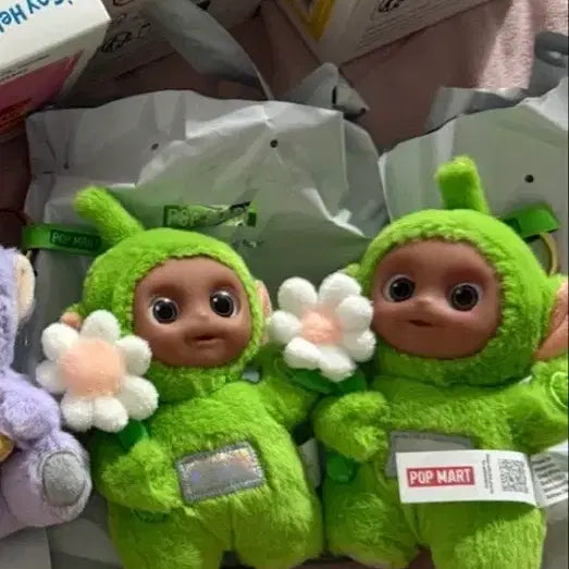 [BUNJANG] Teletubbies Tinky Winky Flower Keychain Set / 텔레토비 꽃든뚜비키링 2개