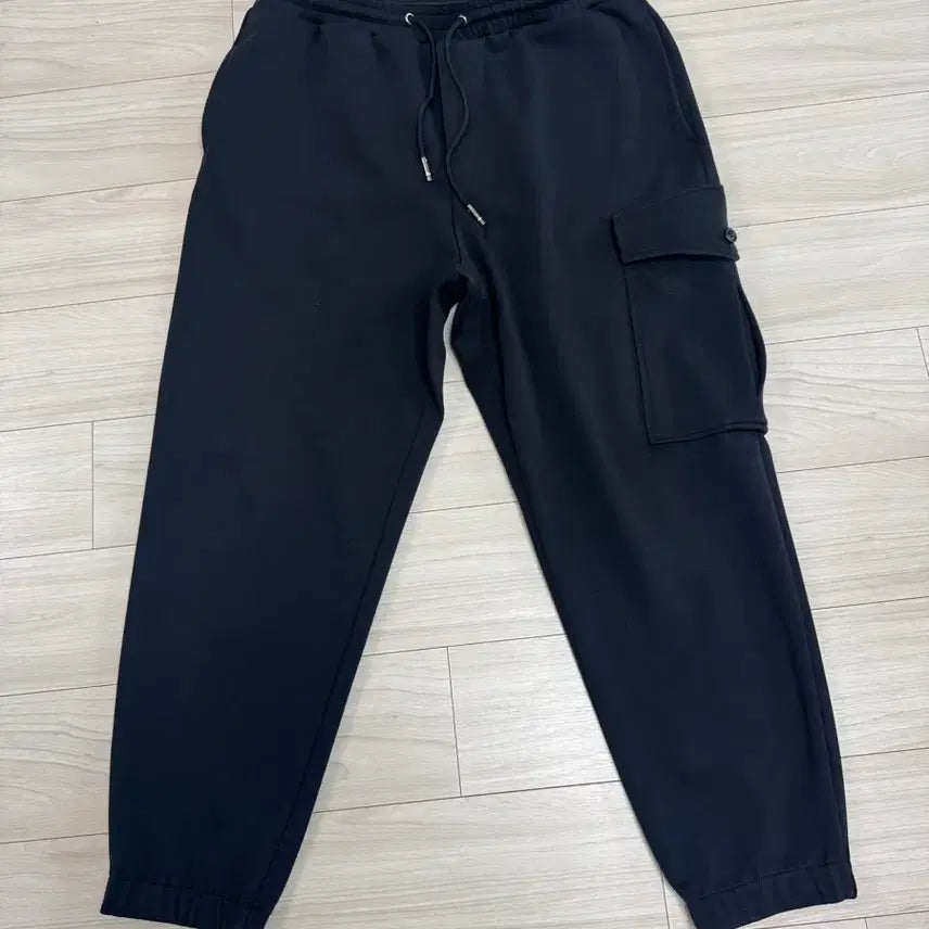 [BUNJANG] Songzio XZERO Training Jogger Pants / 송지오 지제로 트레이닝 조거팬츠 82