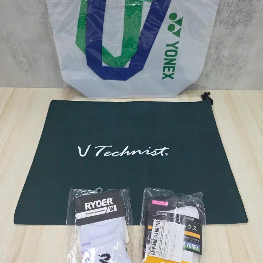 [BUNJANG] Yonex Reusable Bag, Technist Dust Bag, Women's Sports Socks Bundle Set / 일괄)요넥스 리유저블백+테크니스트 더스트백 신발주머니+여성용 스포츠양말 2종 배드민턴 테니스 탁구 피클볼 볼링