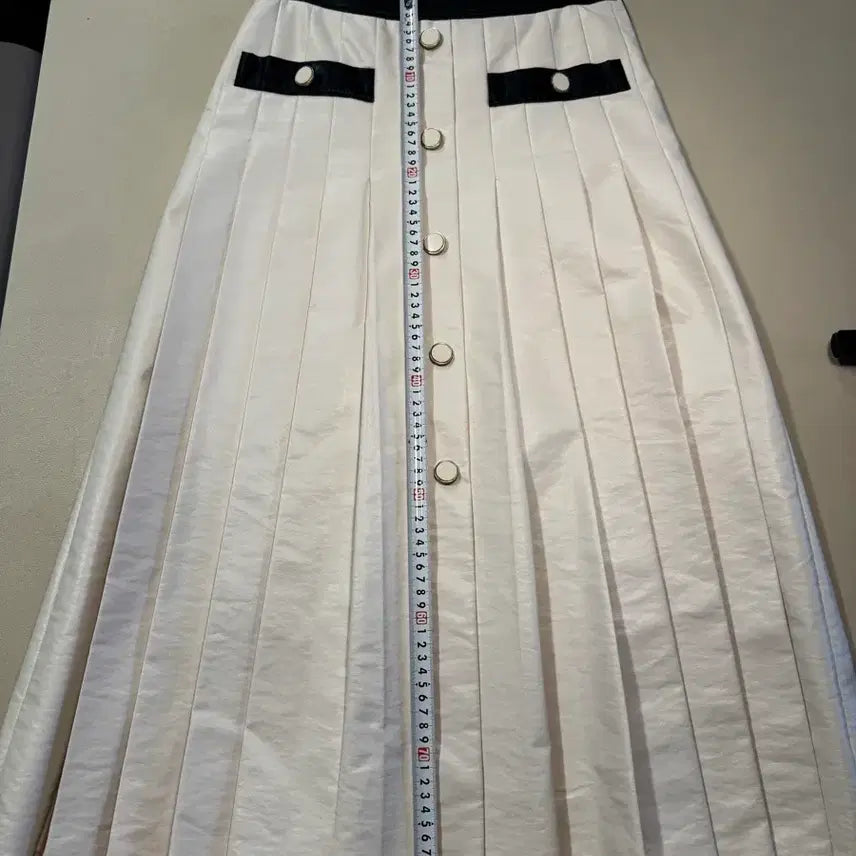 [BUNJANG] Jill Stuart Ivory Pleated Leather Skirt M / 질스튜어트 아이보리 플리츠 레더 스커트 M