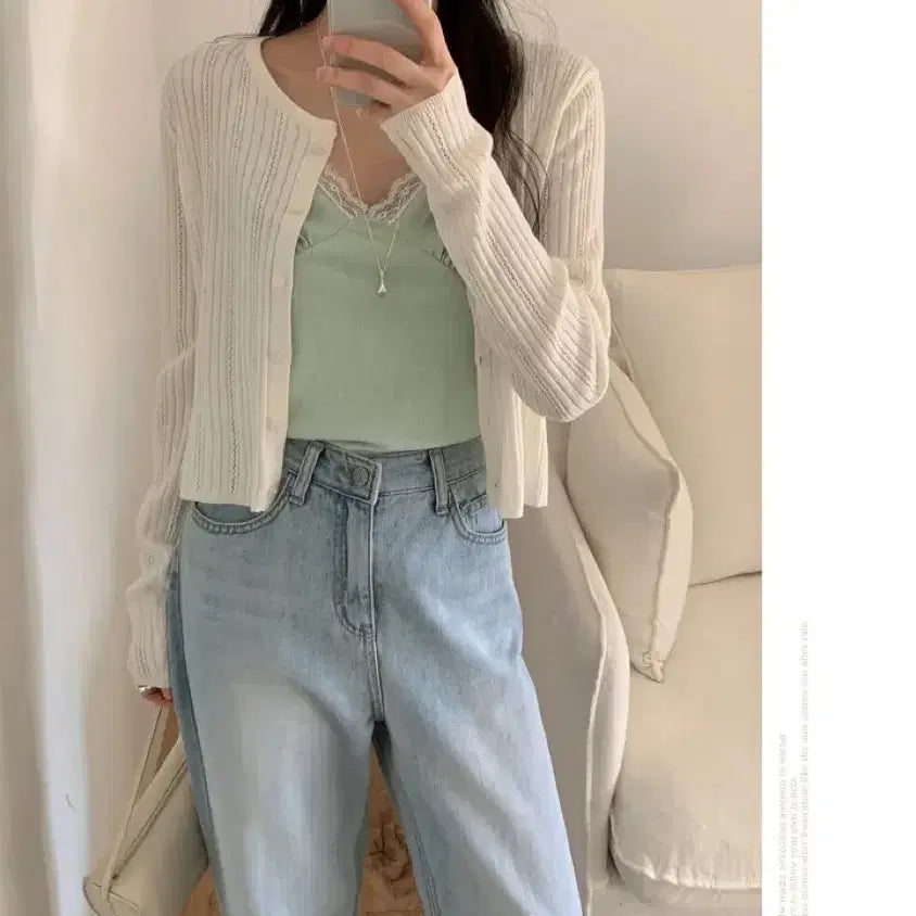 [BUNJANG] Benito Nèckline Lace Release Lace Sleeveless Top / 베니토 [넥라인레이스] 릴리즈 레이스 나시탑