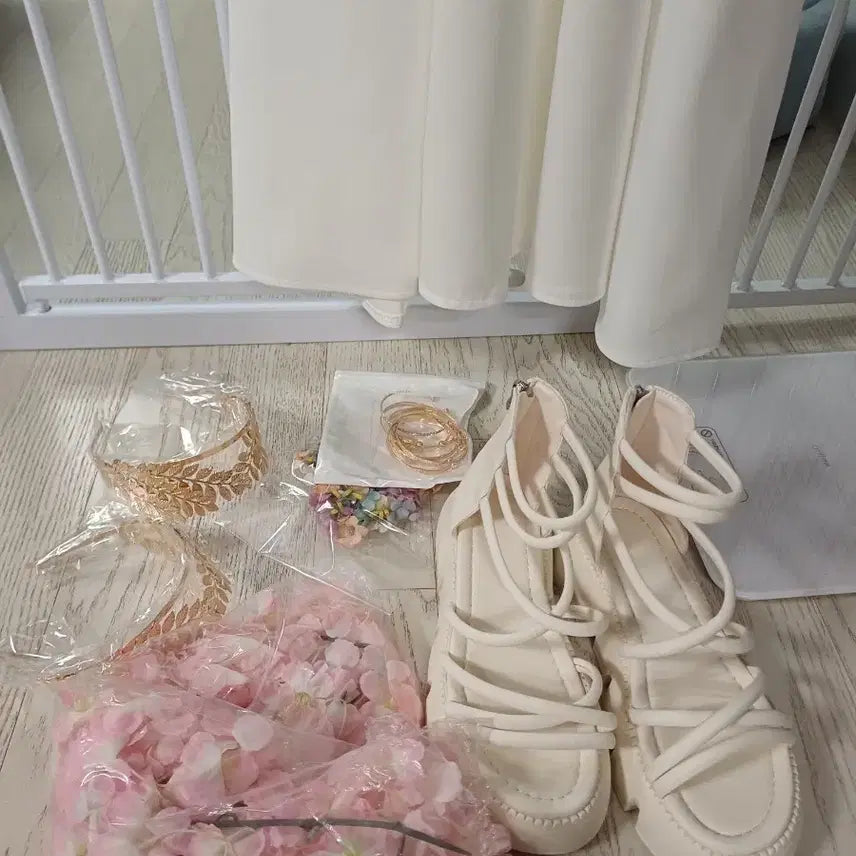 [BUNJANG] Goddess Concept Dress Set with Shoes / 여신 컨셉촬영 꽃 컨셉촬 미개봉 신발포함세트