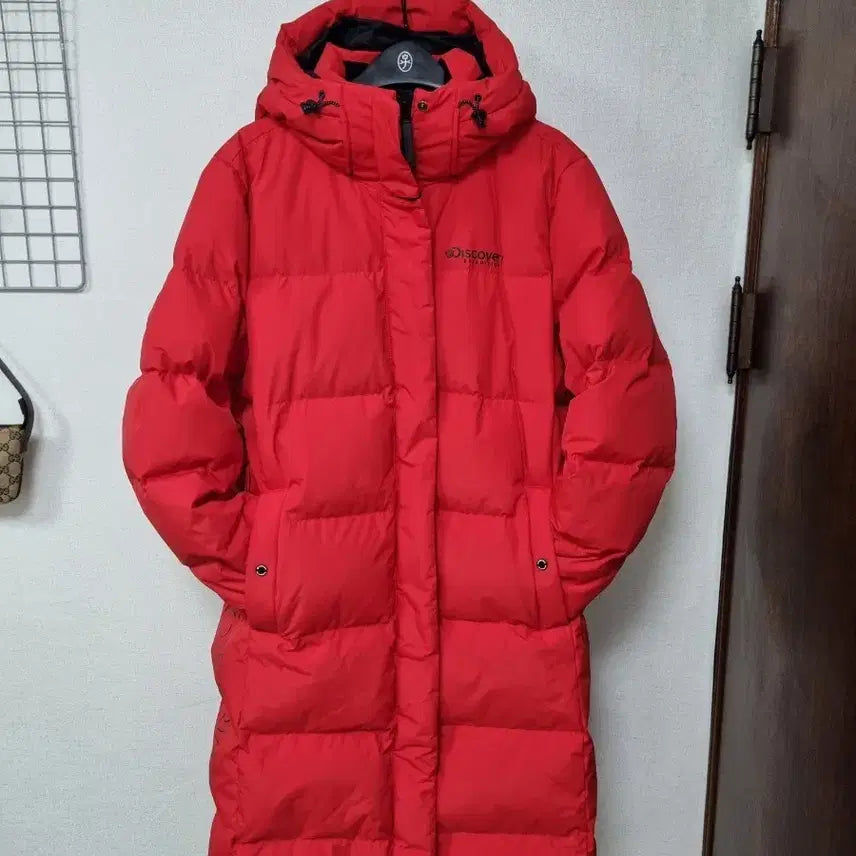 [BUNJANG] Discovery Expedition Red Long Padded Jacket / [여성100] 디스커버리 롱패딩 레드