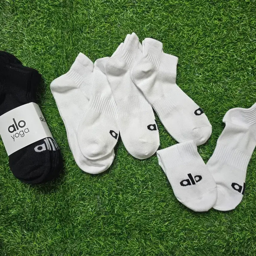 [BUNJANG] Alo Yoga Socks Black/White (10 Pairs) / 알로 요가 양말 블랙/화이트