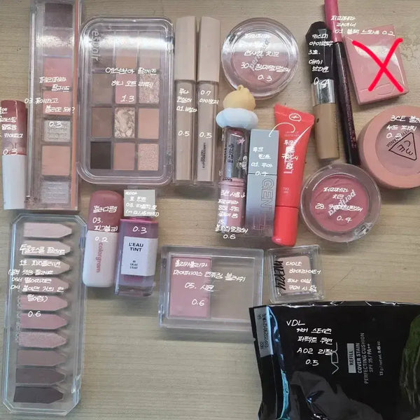 [BUNJANG] Rom&nd, Colorgram, Bbia, Peripera, Touc, Too Cool For School, Espoir, Luna, 3CE, Holika Holika, Kissme, VDL Bundle Set / 봄웜 화장품 일괄 처분