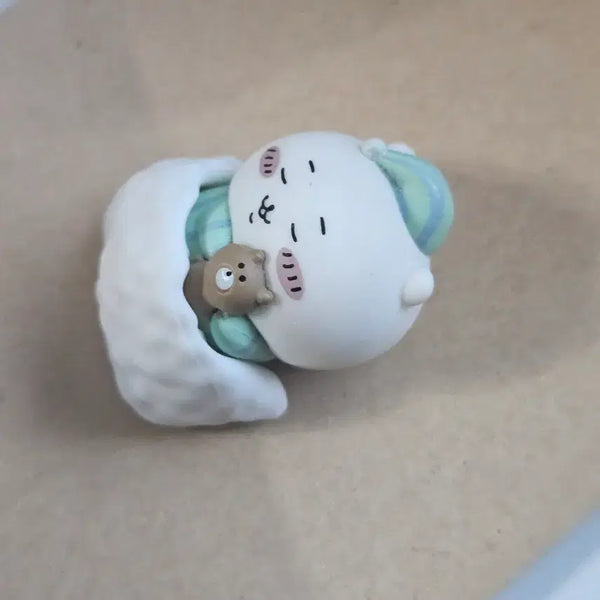[BUNJANG] Chiikawa Pajama Figure / 치이카와 잠옷 피규어