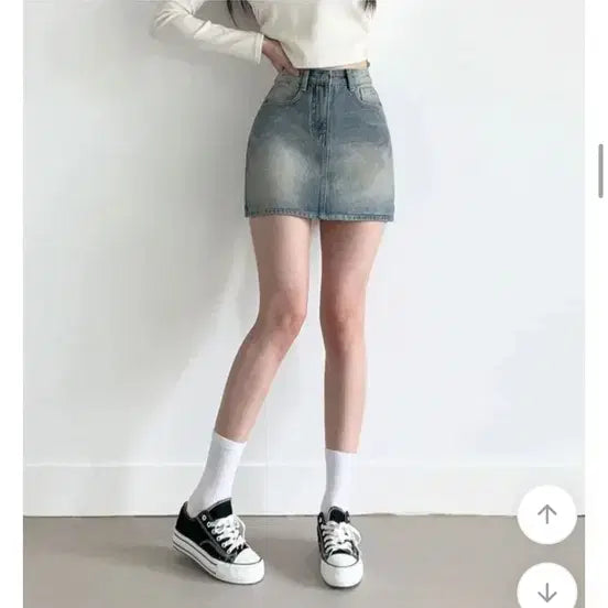[BUNJANG] Denim Mini Skirt Light Wash Size S / 청치마 새상품 s 연청