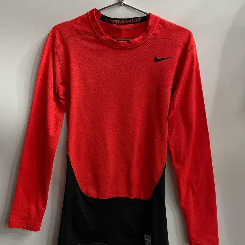[BUNJANG] Nike Pro Combat Hyperwarm Light Long Sleeve 2.0 / [L] 나이키 프로 컴뱃 하이퍼웜 라이트 긴팔 롱슬리브 2.0