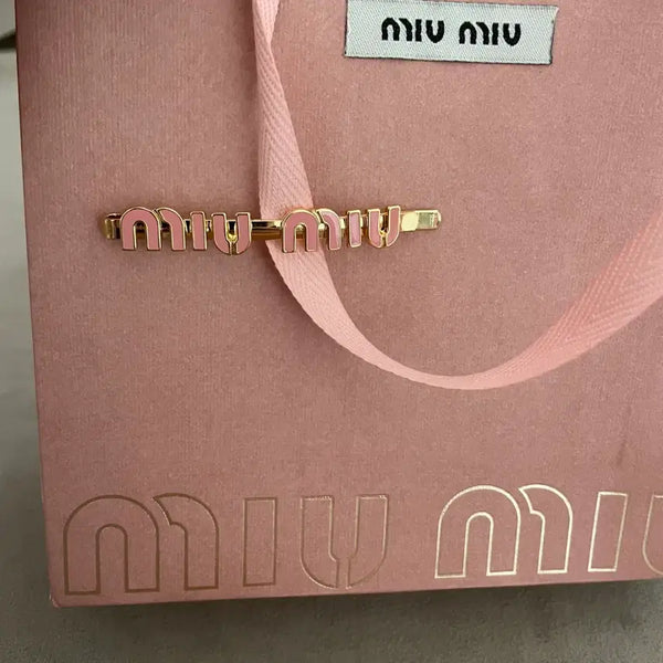 [BUNJANG] Miu Miu Logo Hair Pin Pink Gold / 미우미우 헤어핀 핑크 골드