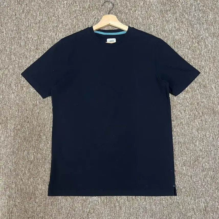 [BUNJANG] Henry Cotton's Black Functional Short-Sleeve T-Shirt / 헨리코튼 블랙 기능성 반팔티 48(100)