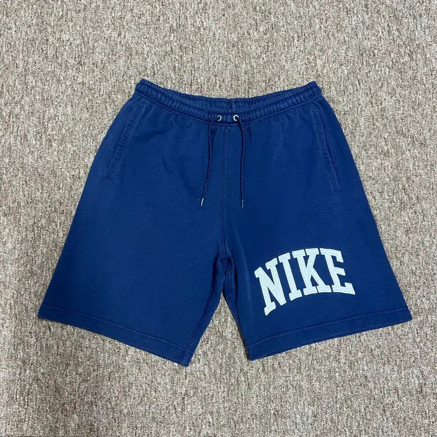 [BUNJANG] Nike Navy Shorts (L) / 나이키 네이비 반바지 L
