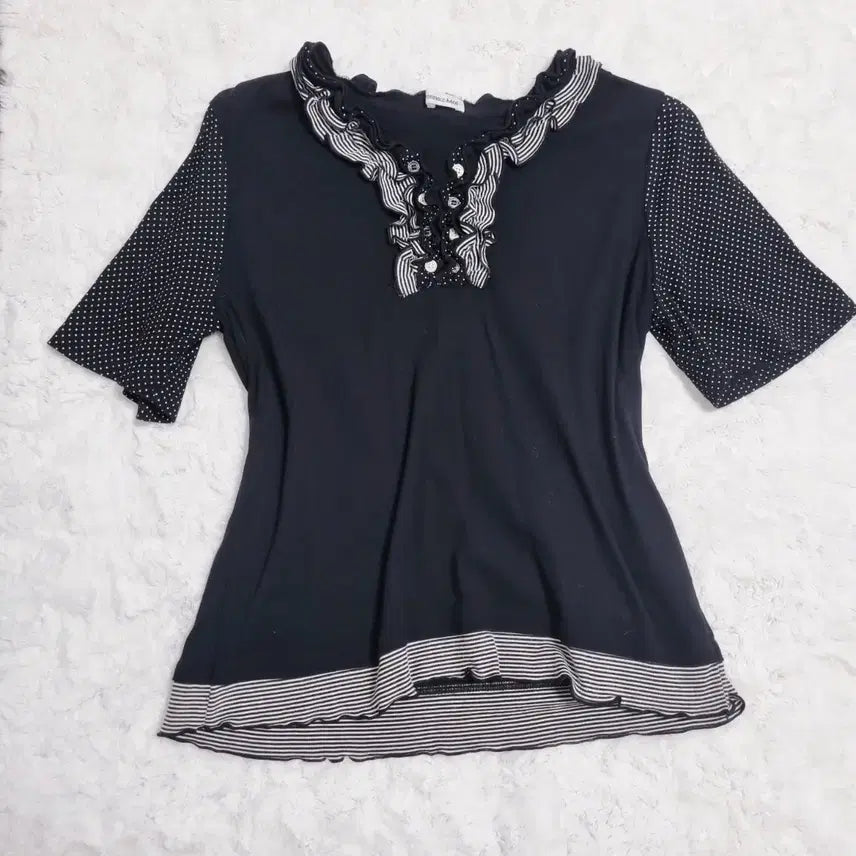 [BUNJANG] Japanese Vintage Button Frill Short Sleeve T-shirt / 일본 빈티지 단추 프릴  반팔 티셔츠 레이스 모리걸 키치 Y2K