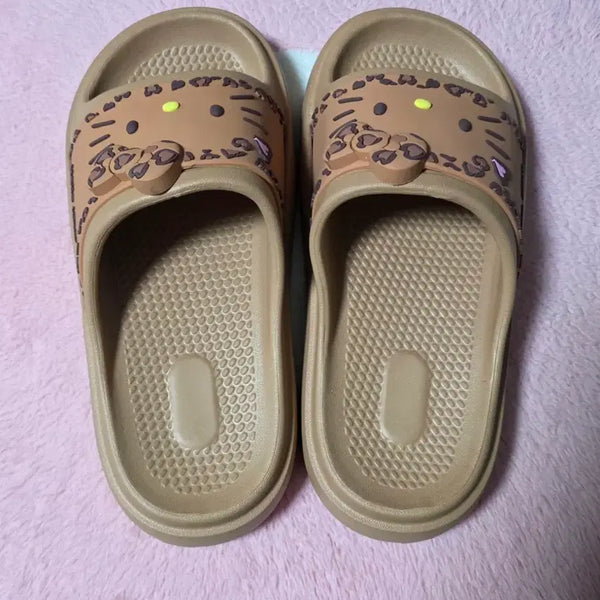 [BUNJANG] Hello Kitty Leopard Print Slippers (230mm) / 호피키티 슬리퍼 230mm