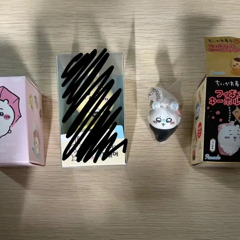 [BUNJANG] Chiikawa Acrylic Stand Momonga Keychain / 치이카와 아크릴 스탠드 모몽가 키링
