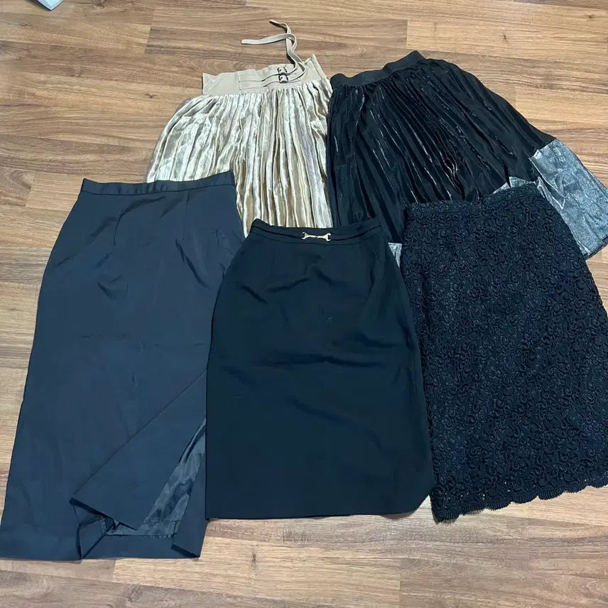 [BUNJANG] Women's Skirt Bundle - Various Styles / 미디/롱치마 정리해요!